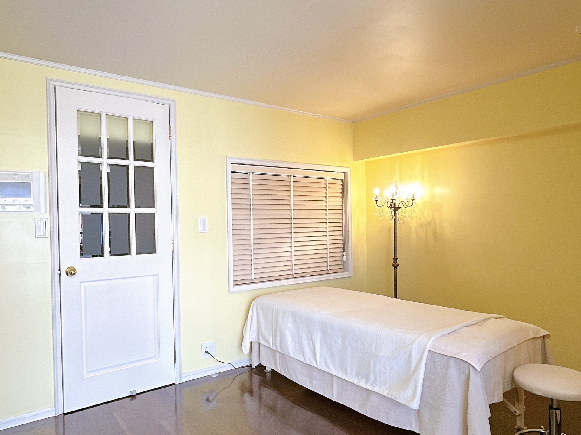 小顔矯正リンパサロンSalon de Hiroko(サロンドヒロコ)